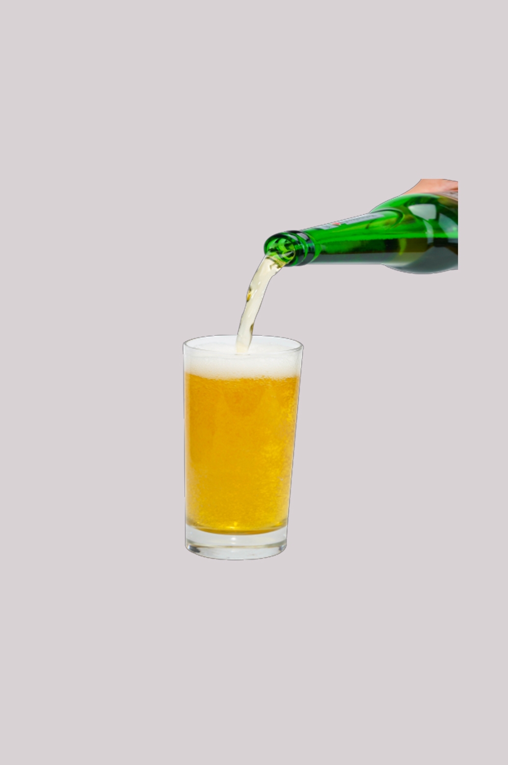 啤酒啤酒杯冒着泡沫效果图插画免抠素材元素88