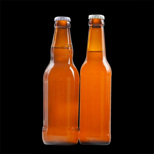 啤酒啤酒杯冒着泡沫效果图插画免抠素材元素91