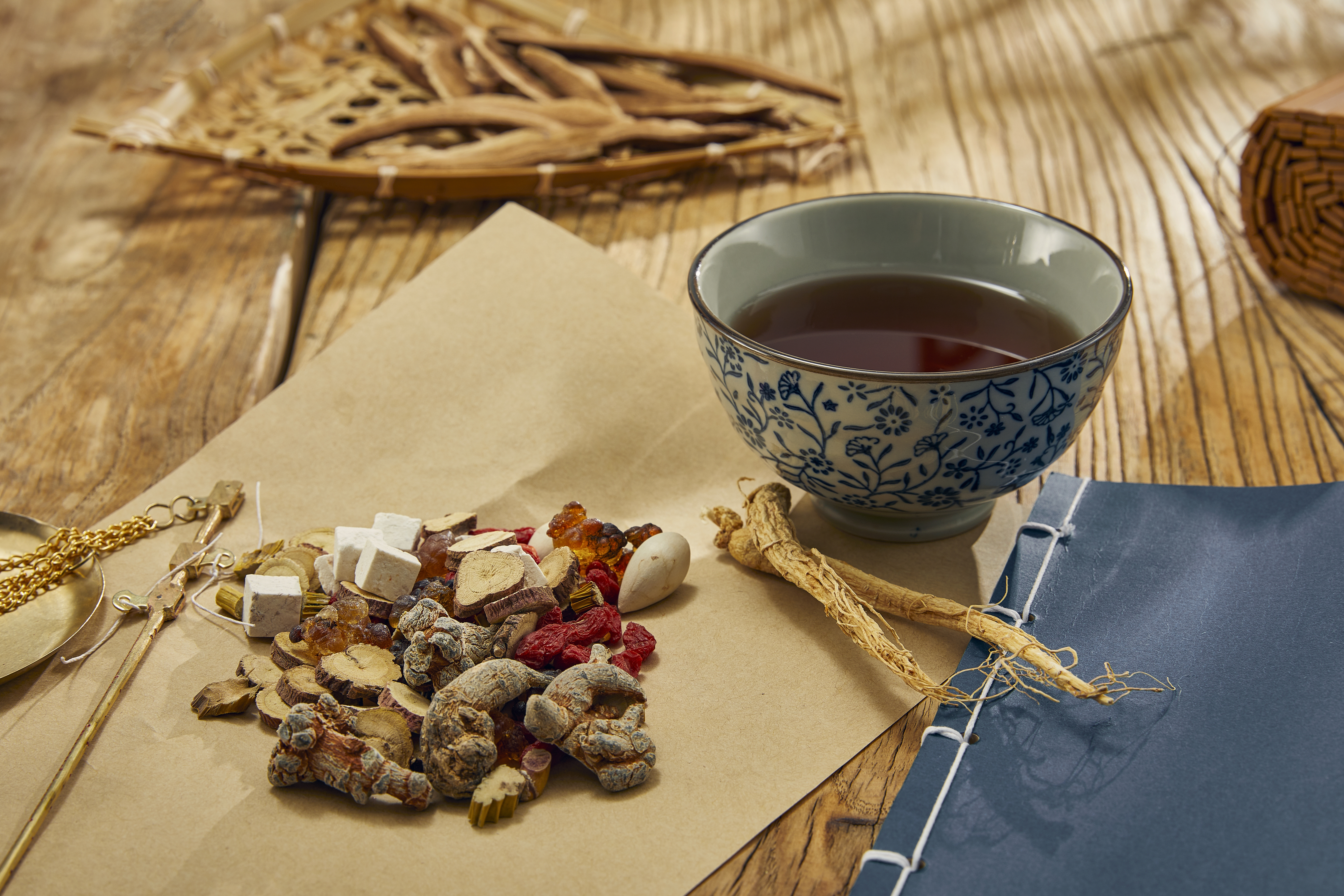 中药药材和药汤