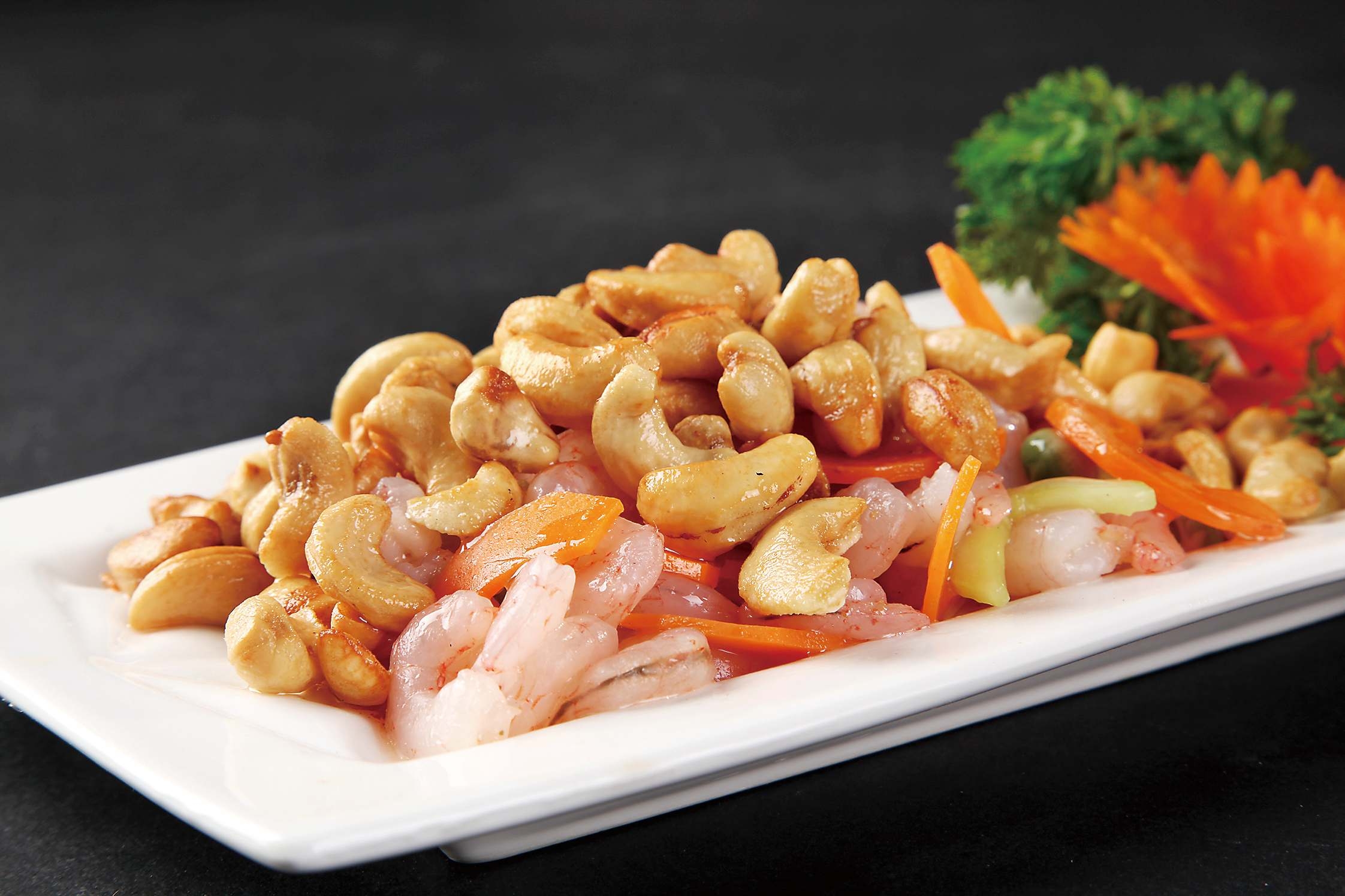 餐饮什锦腰果虾仁食物宣传海报灯箱