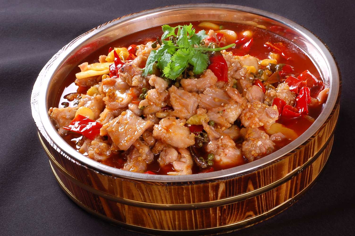 餐饮美食川菜泡椒兔高清图片