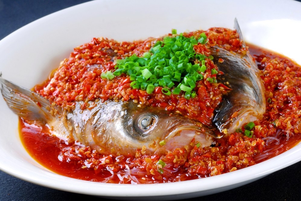 餐饮美食热-剁椒鱼头宣传图片灯箱