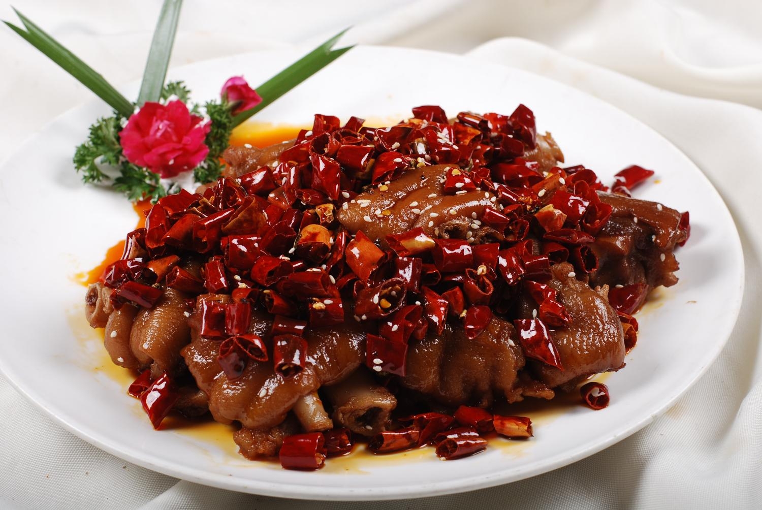 餐饮美食香辣猪手高清图片