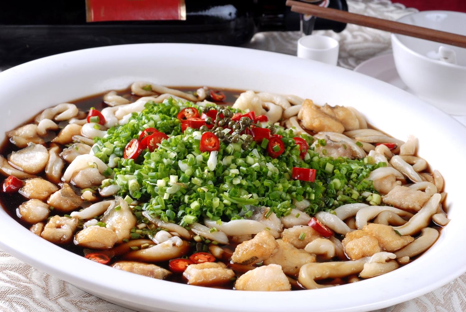 餐饮美食川菜面香鲶鱼高清图片529