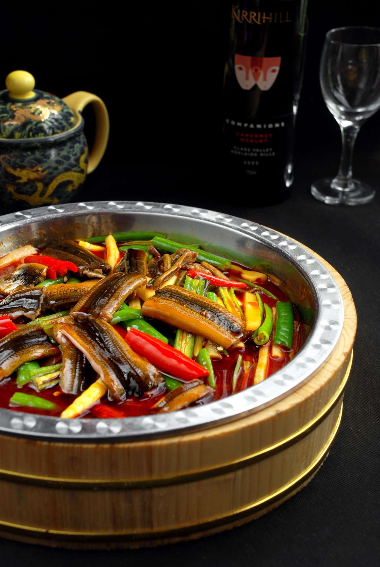 餐饮美食川菜仔姜鳝鱼高清图片