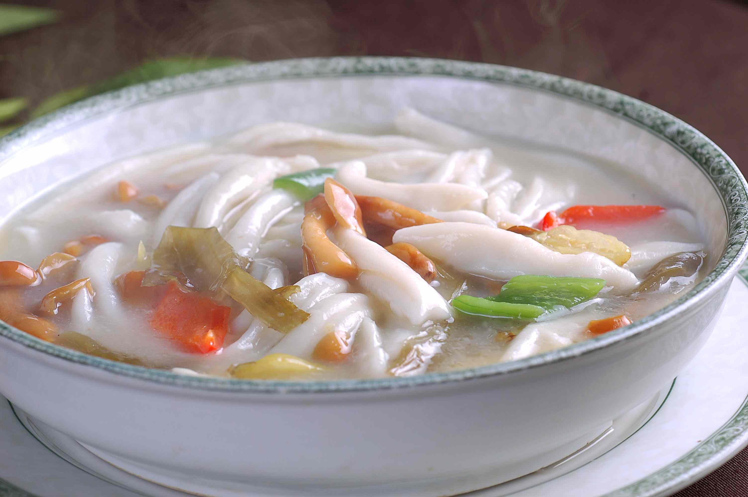 餐饮美食川菜素烧面疙瘩高清图片