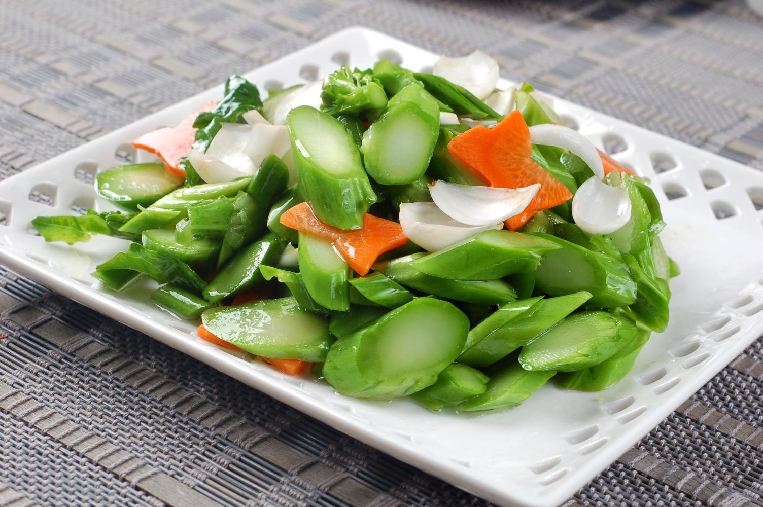 百合芥菜高清图片