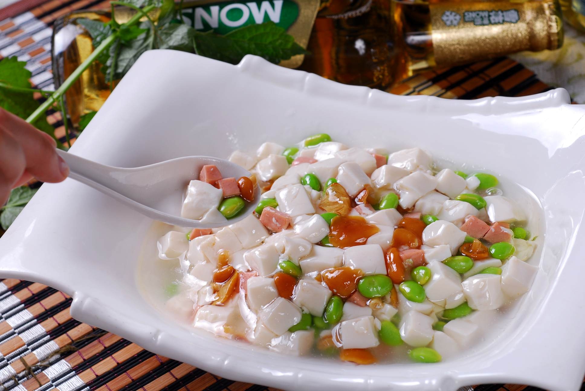 餐饮美食川菜八宝豆花高清图片