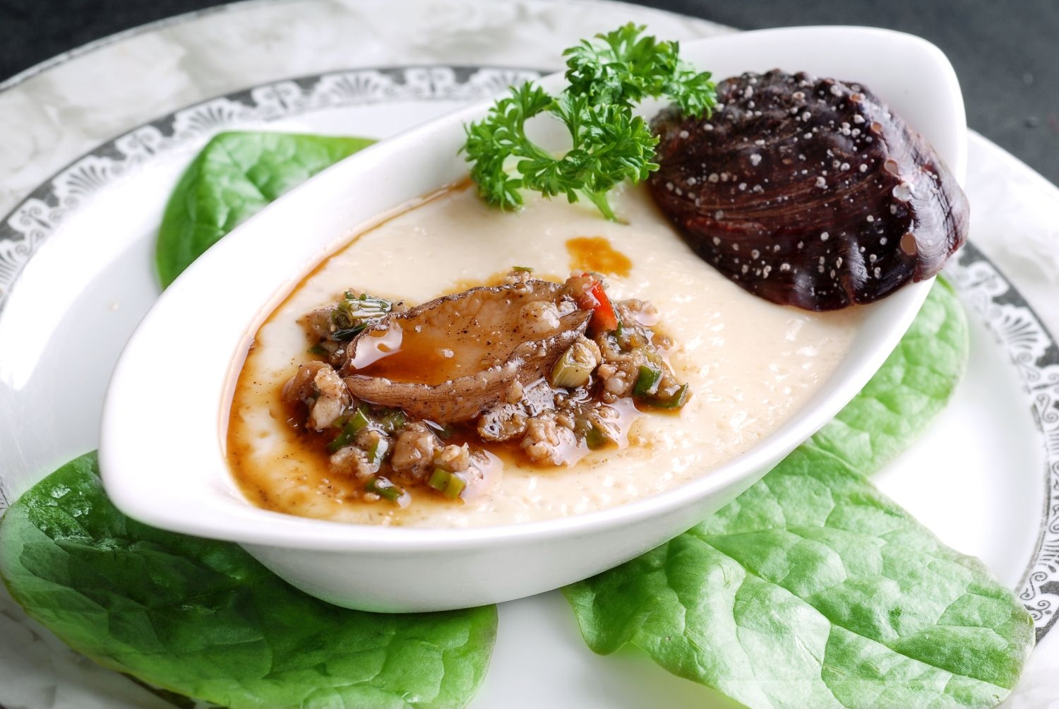 餐饮美食川菜芙蓉鲜鲍高清图片