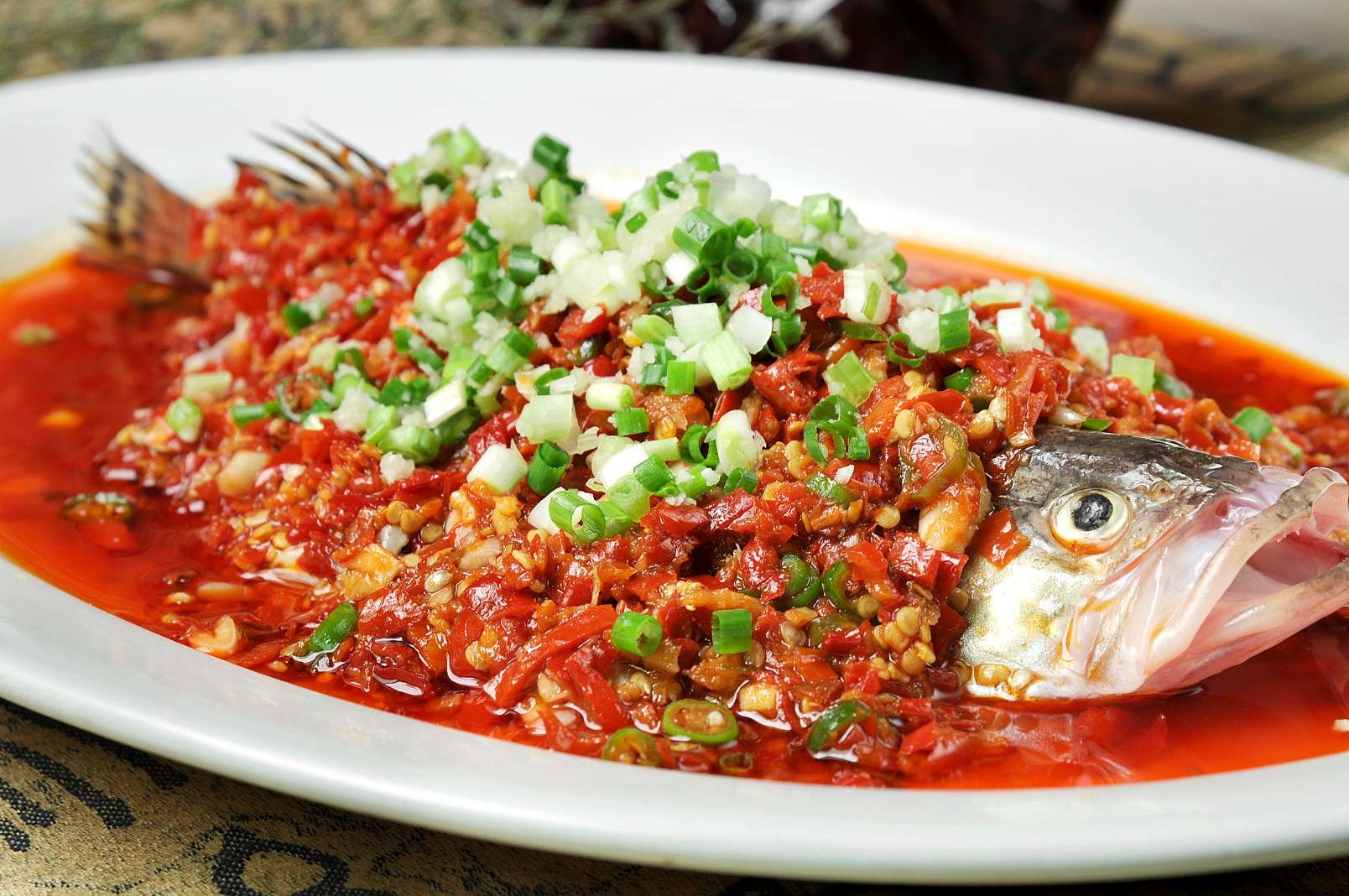 餐饮美食剁椒桂鱼宣传图片灯箱