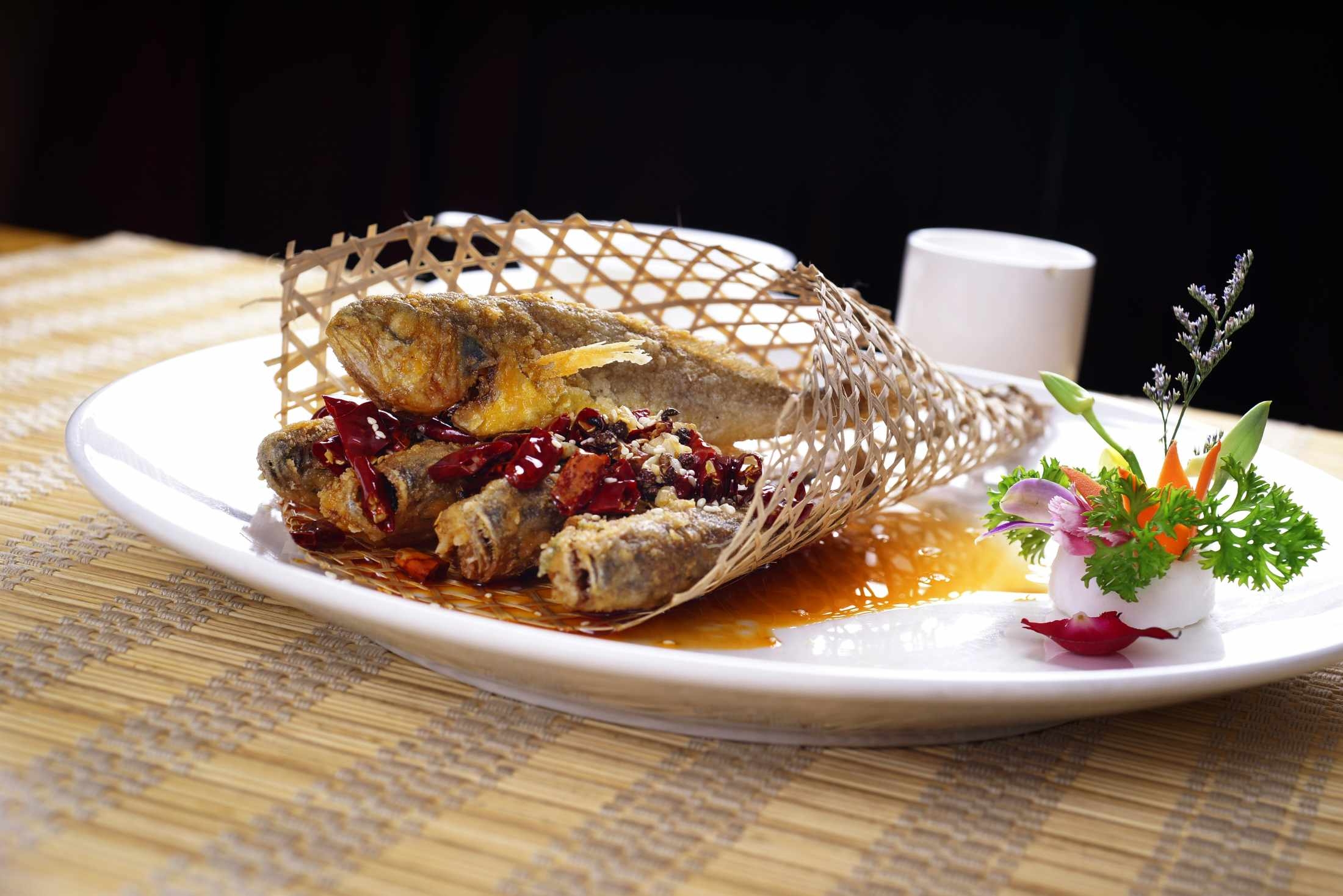 餐饮美食小黄鱼宣传图片灯箱