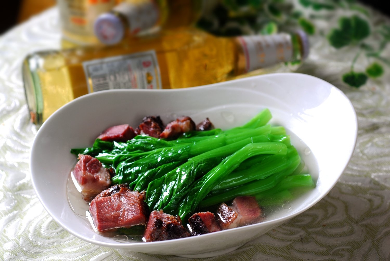 餐饮美食翡翠脆肘宣传图片灯箱