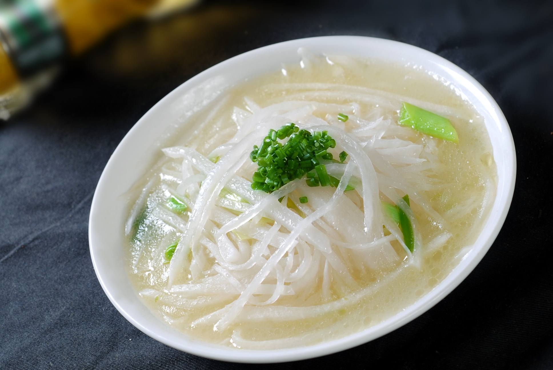 餐饮美食蒜苗烩萝卜丝宣传图片灯箱