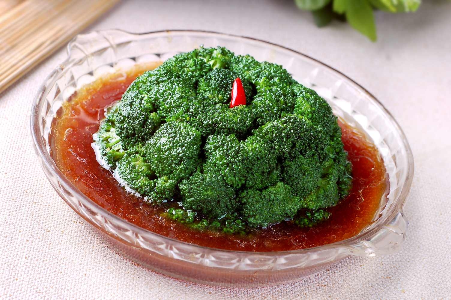 蚝油西兰花高清图片