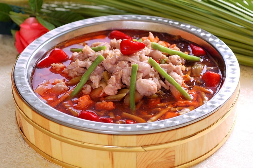 餐饮美食农家生烧兔高清图片