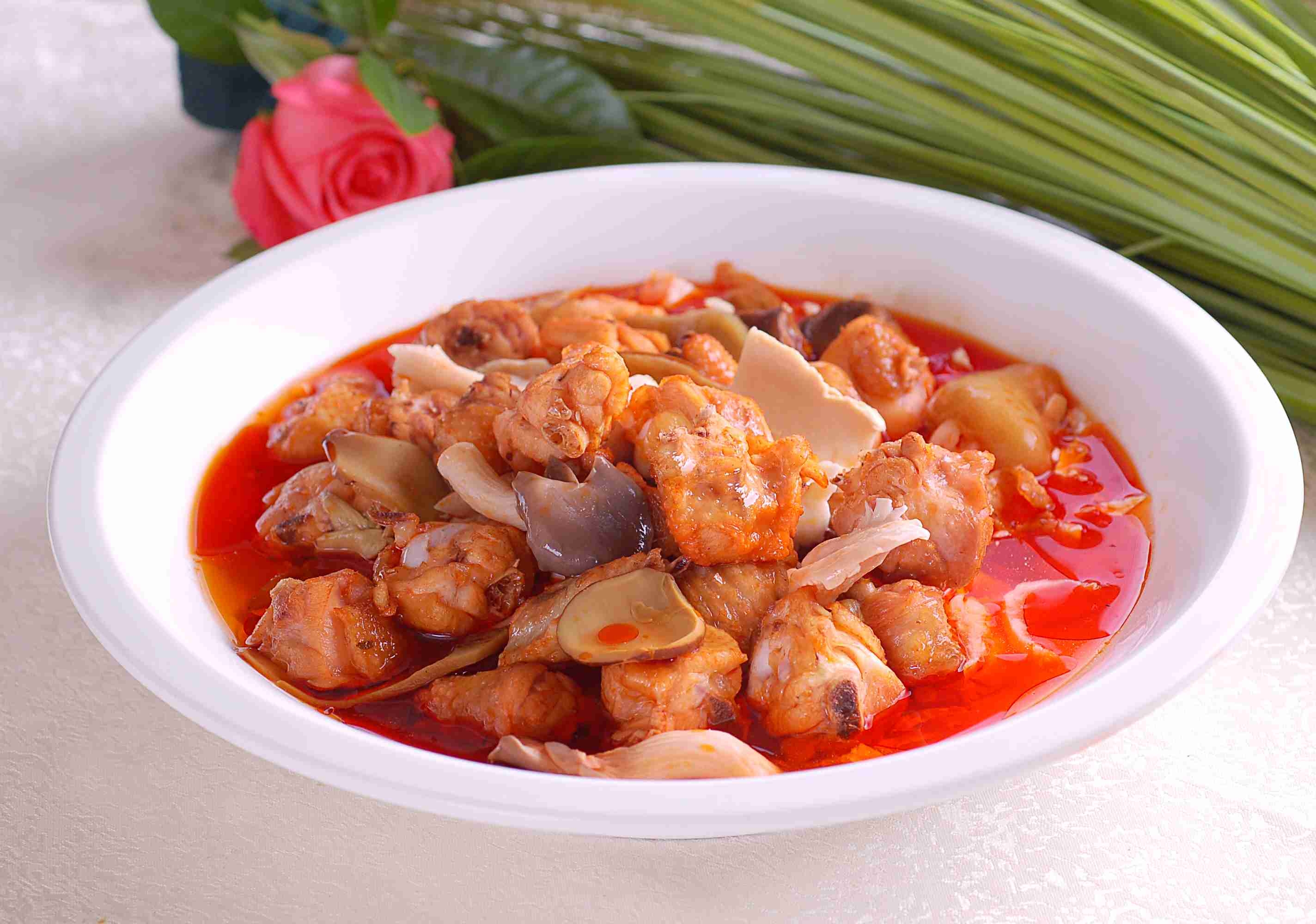 野菌东菜烧鸡高清图片