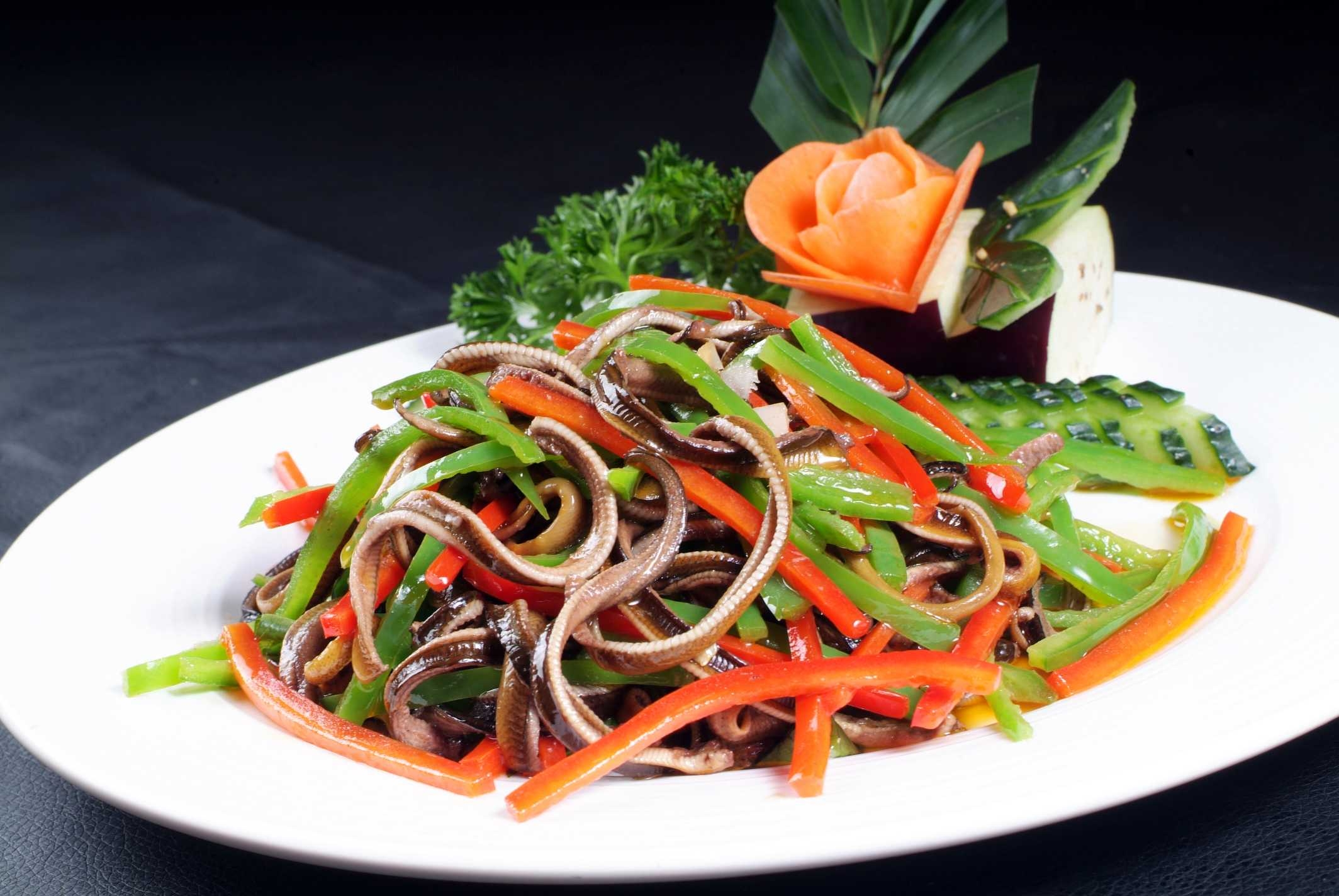 餐饮美食风味鳝丝高清图片