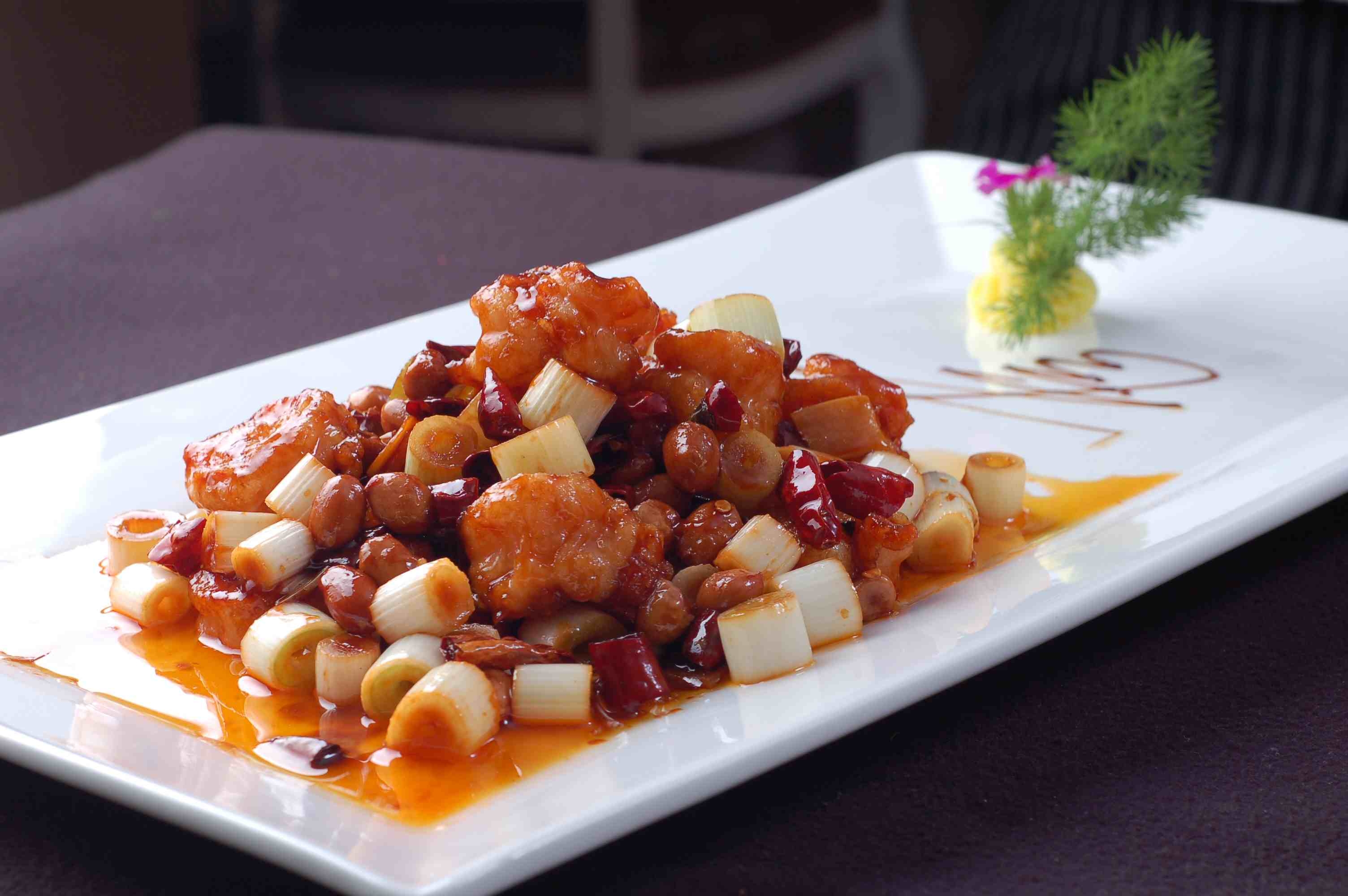 餐饮美食宫保虾球宣传图片灯箱