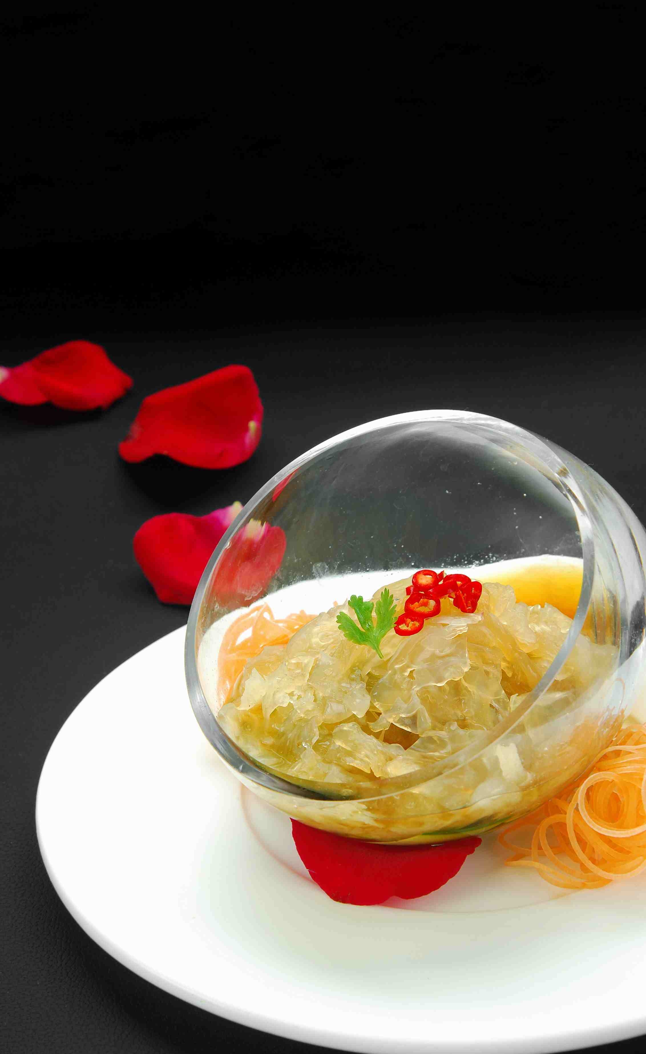 餐饮美食川菜鲜椒泡蜇头高清图片