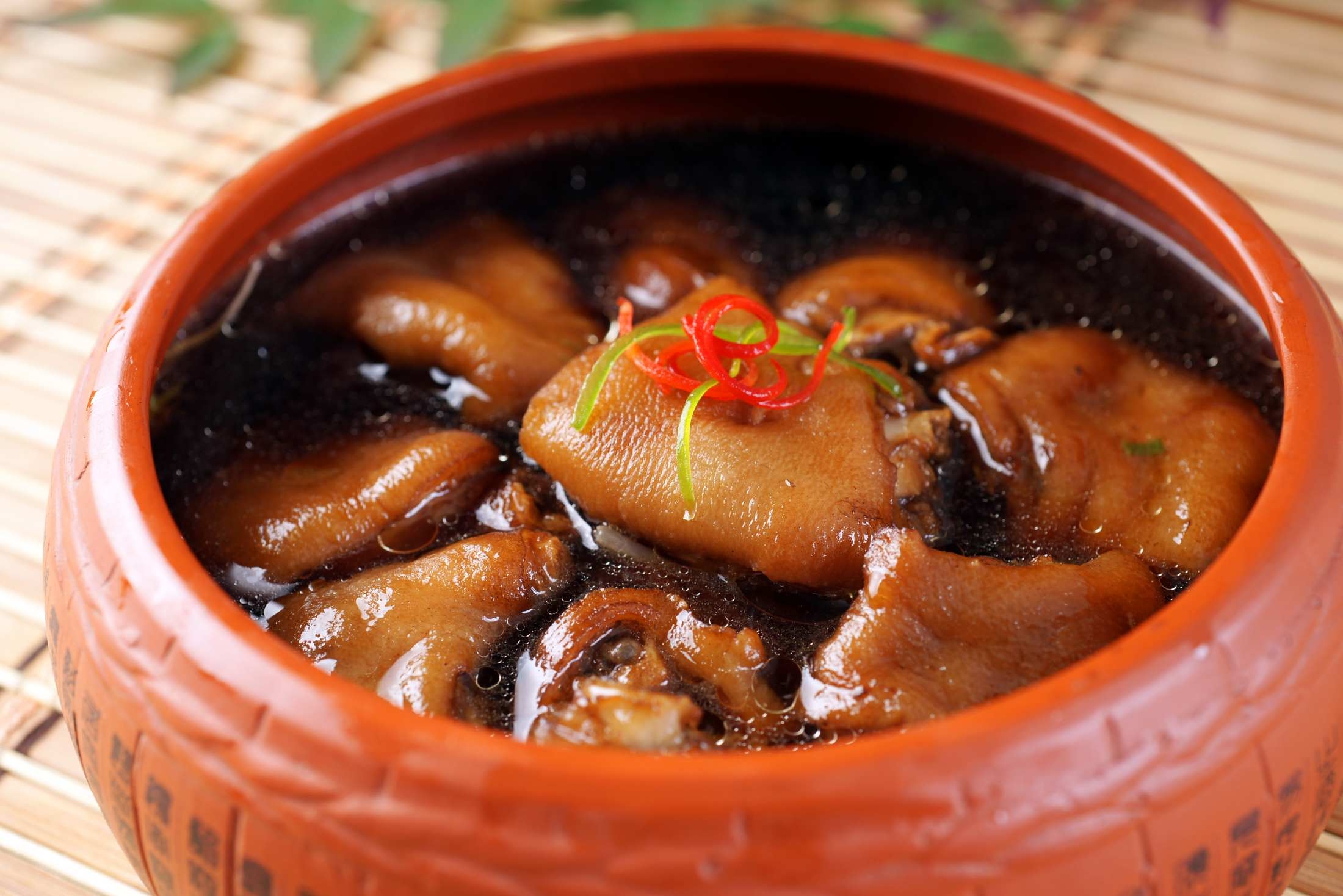 餐饮美食紫砂煨猪手宣传图片灯箱