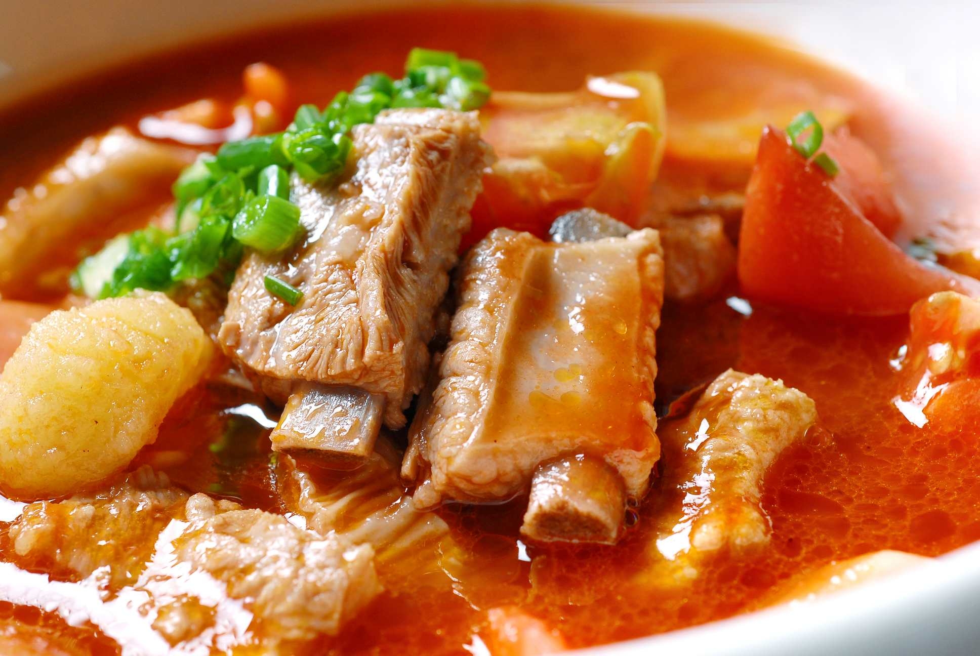 餐饮美食川菜热菜西红柿炖仔排高清图片656