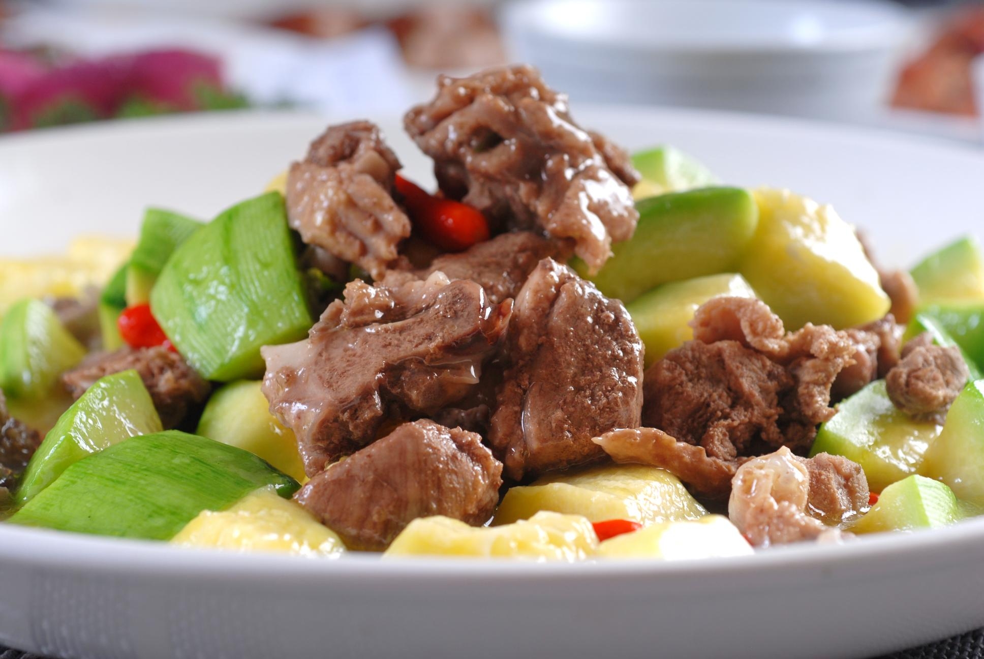 餐饮美食鲜椒大雁宣传图片灯箱