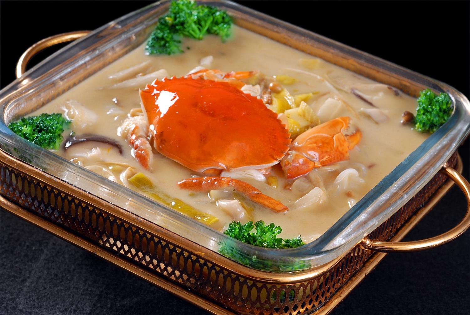 餐饮美食酸汤开胃蟹高清图片