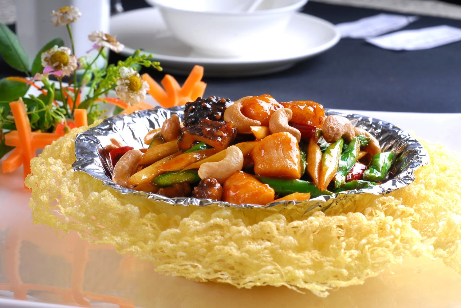 餐饮美食川菜宫爆海上皇高清图片