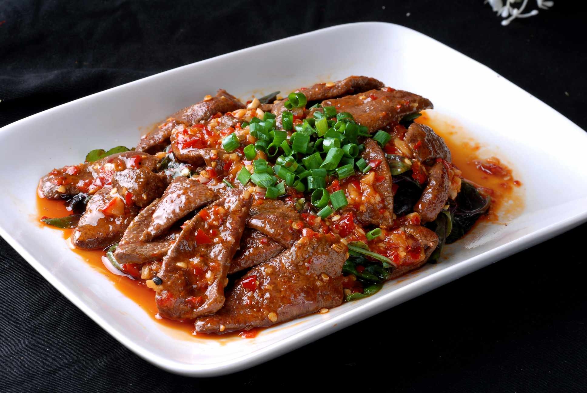 餐饮美食小炒焗牛肝高清图片