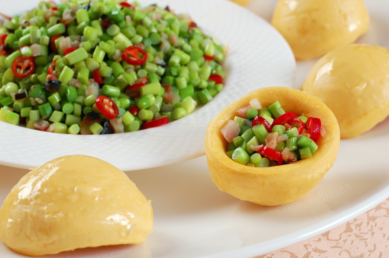 餐饮美食川菜锦绣粗粮包高清图片