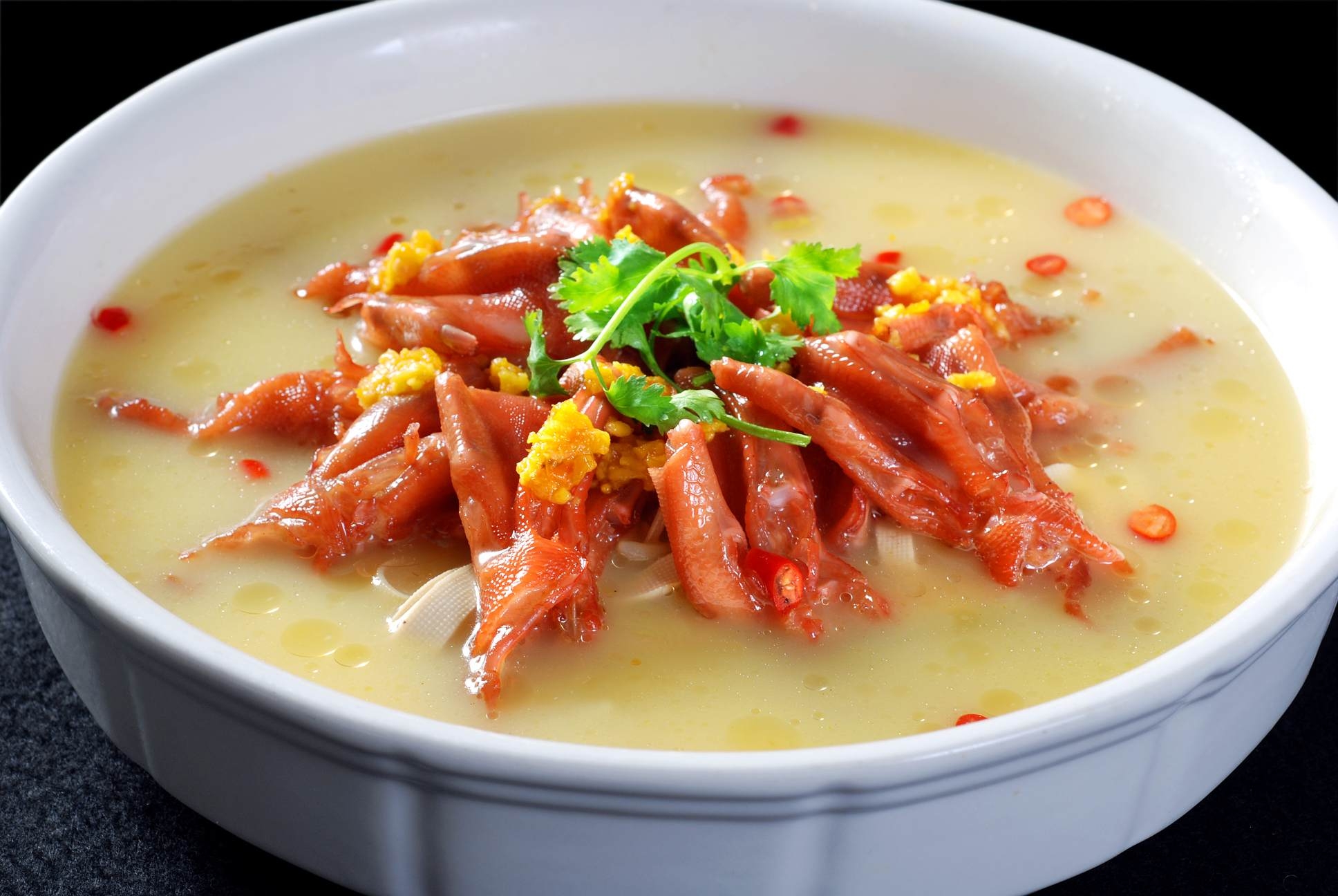 金汤鸭掌高清图片