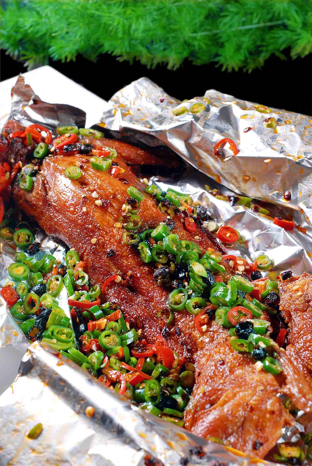 餐饮美食川菜椒香霸王兔高清图片