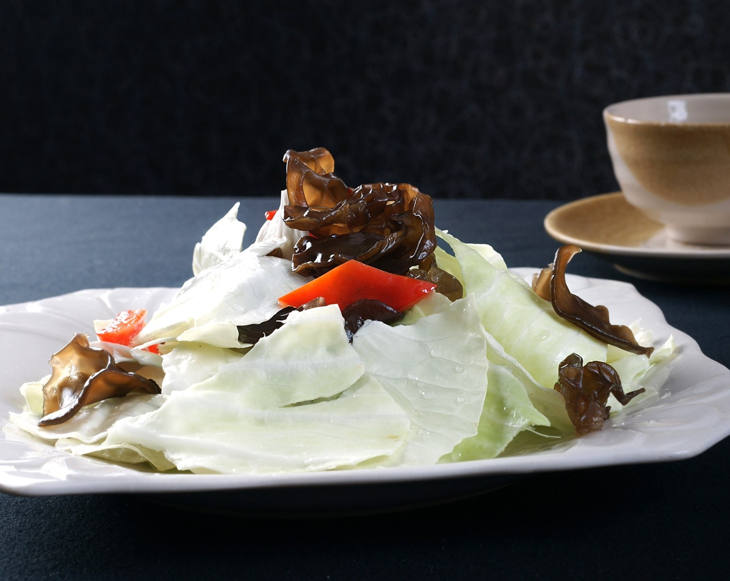 餐饮美食木耳炒莲白副本宣传图片灯箱