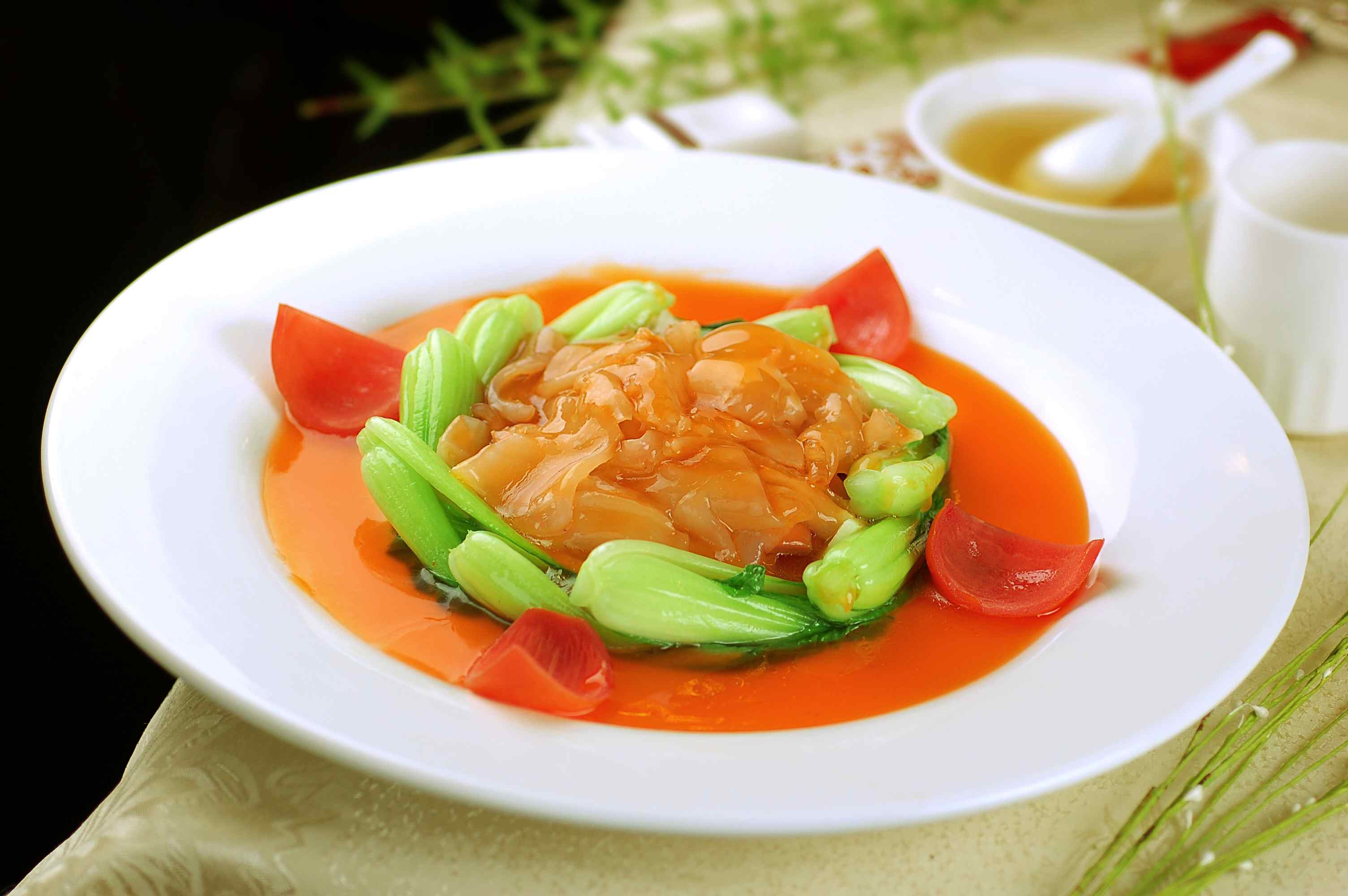 一品官府鱼唇高清图片