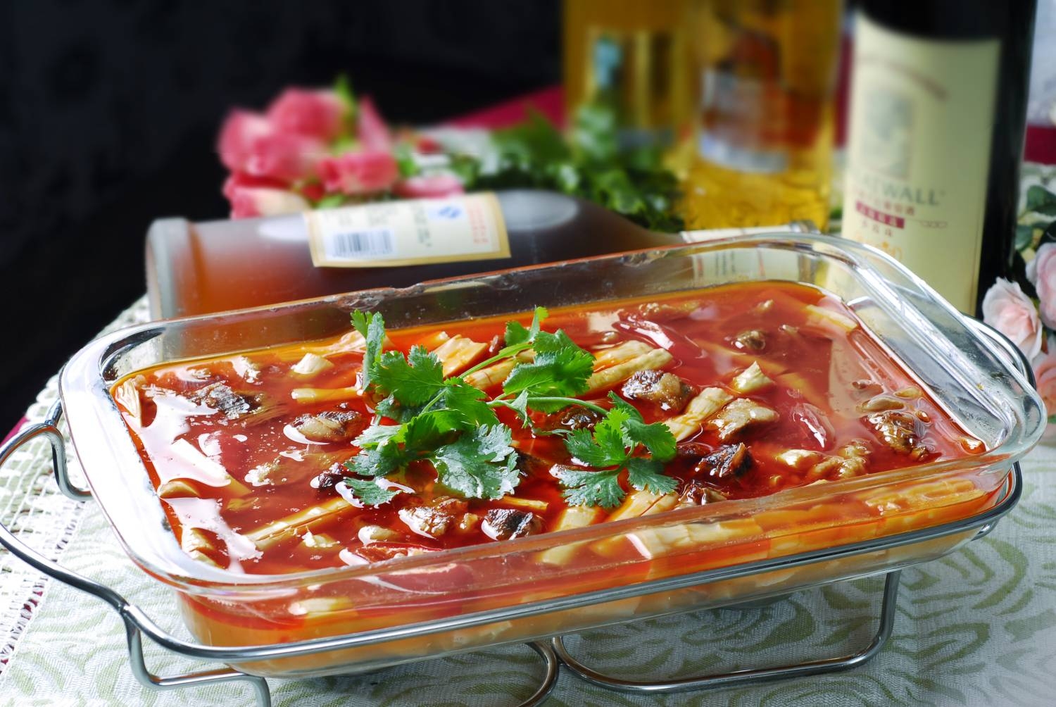 方笋牛腩高清图片