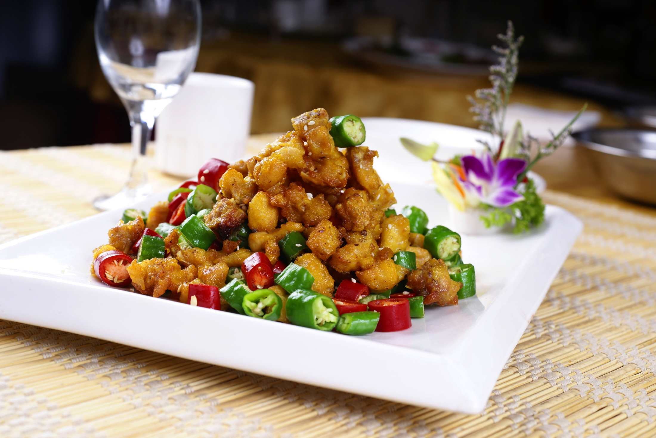 餐饮美食蒜香兔高清图片