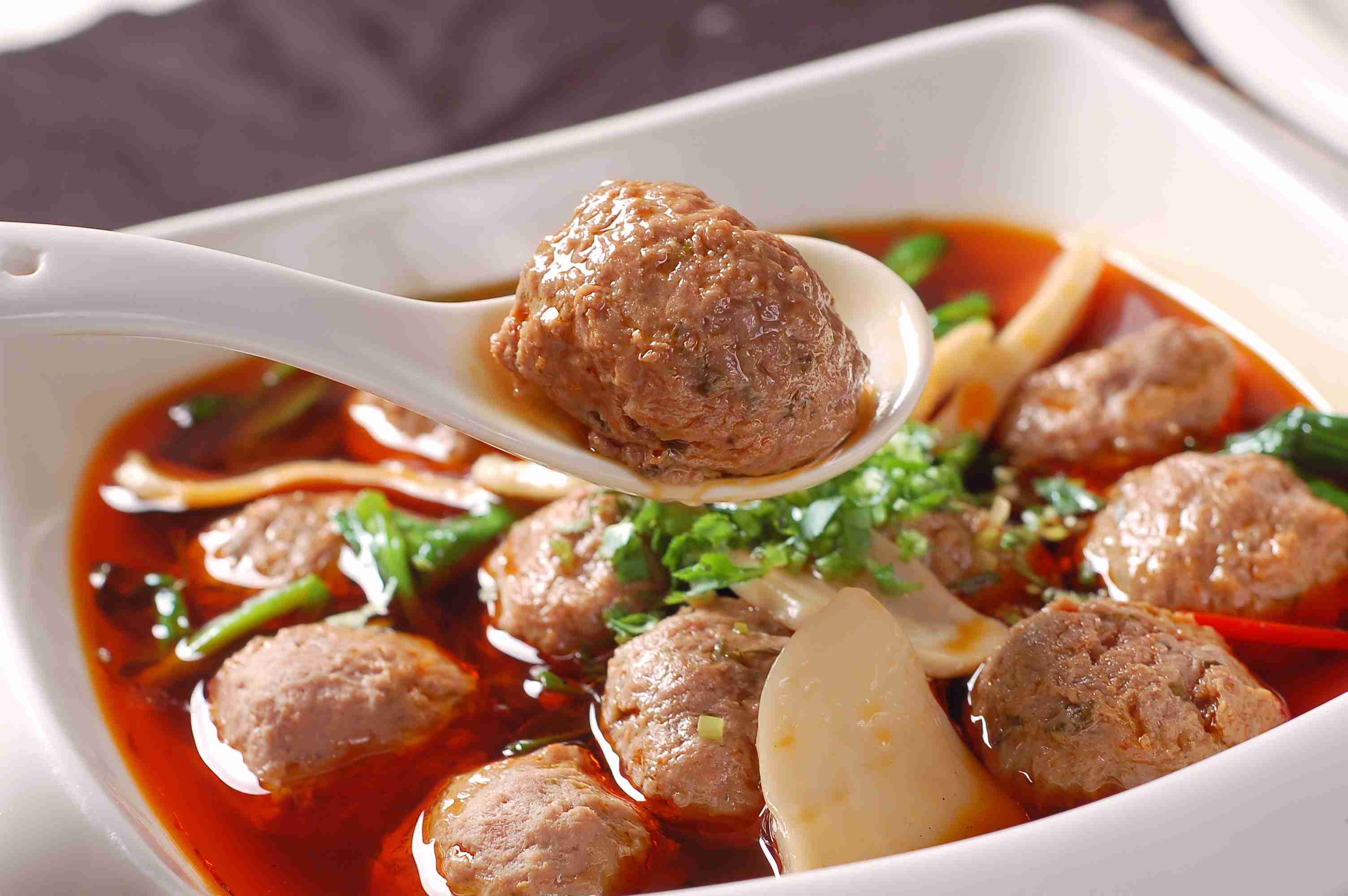 餐饮美食香菜牛肉丸宣传图片灯箱