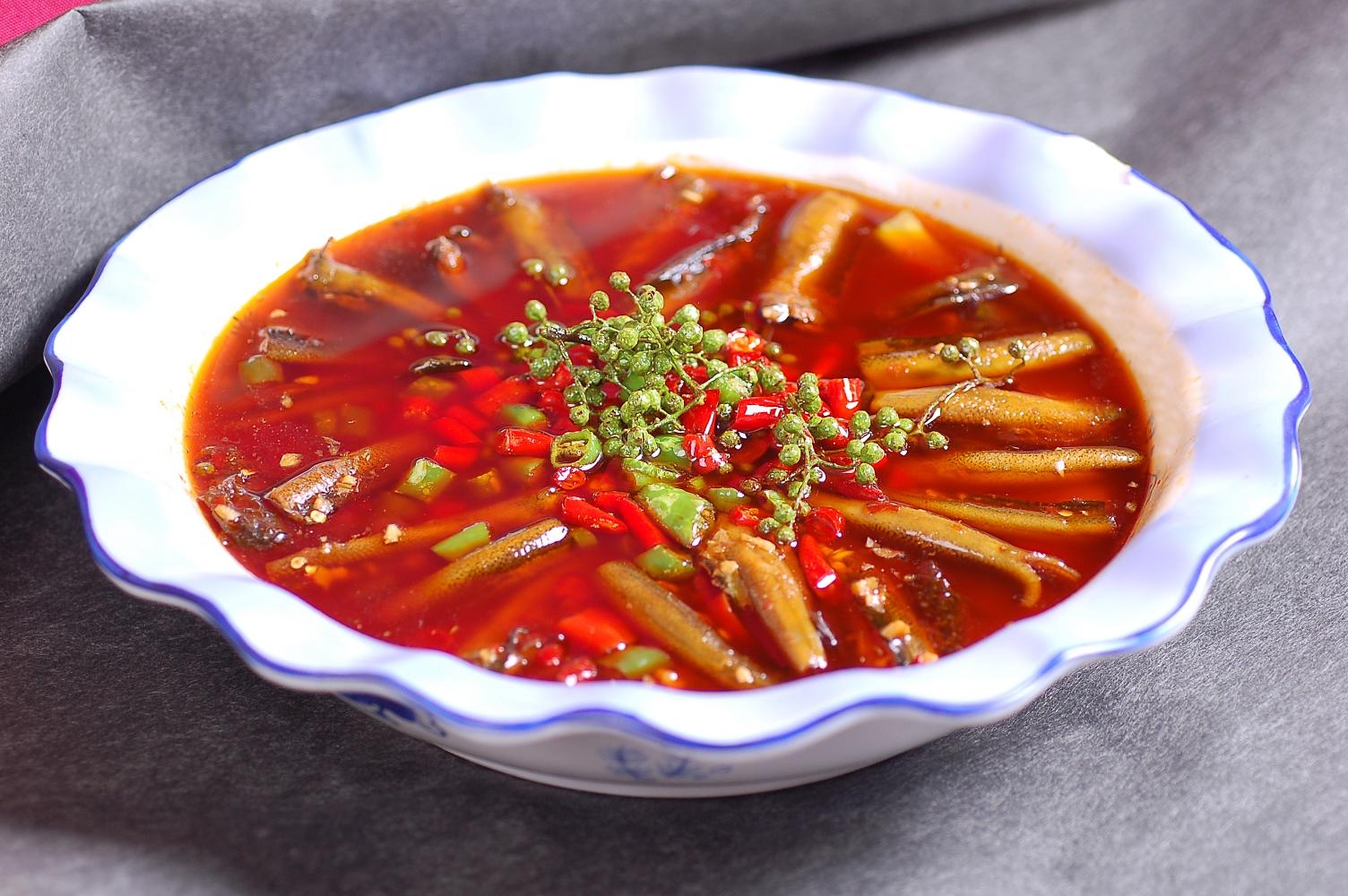 餐饮美食白氏谗嘴鳝段牛蛙高清图片