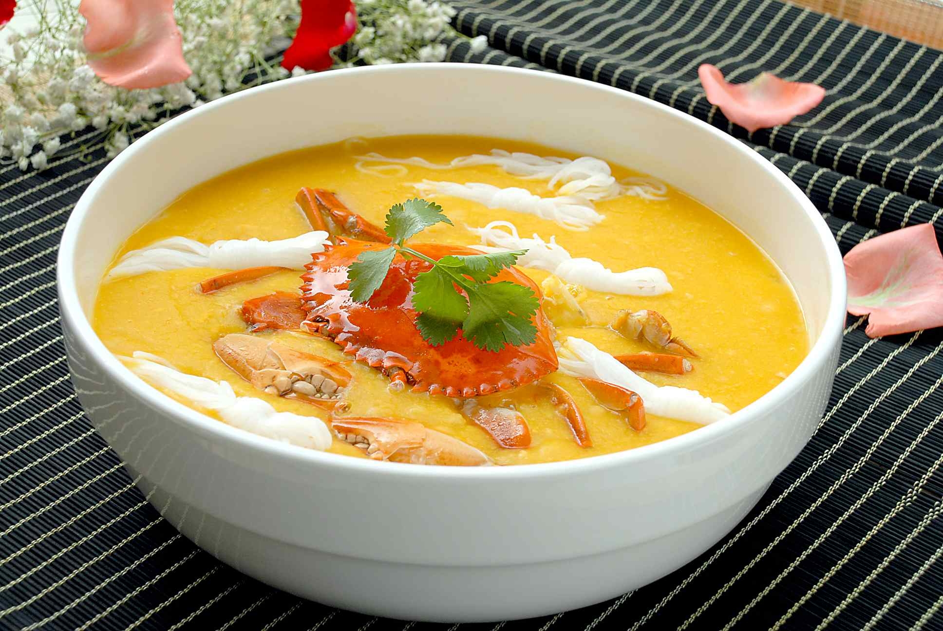 餐饮美食豌豆粉丝捞蟹宣传图片灯箱