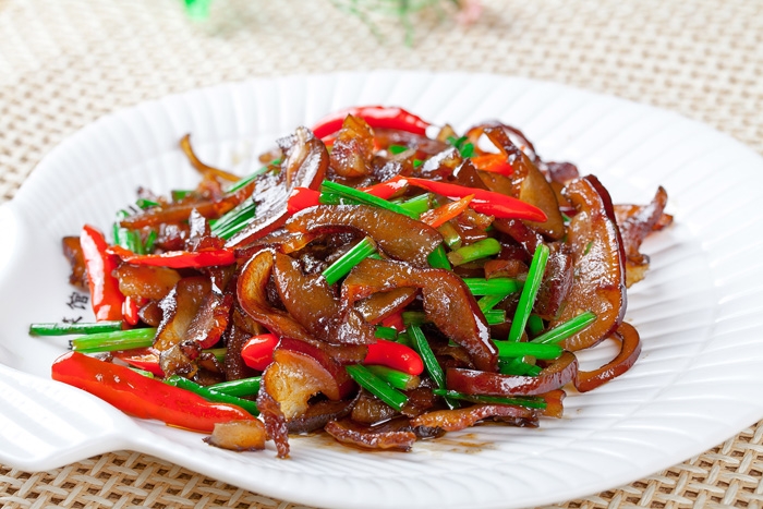 小炒腊猪脸 韭菜花炒腊猪脸