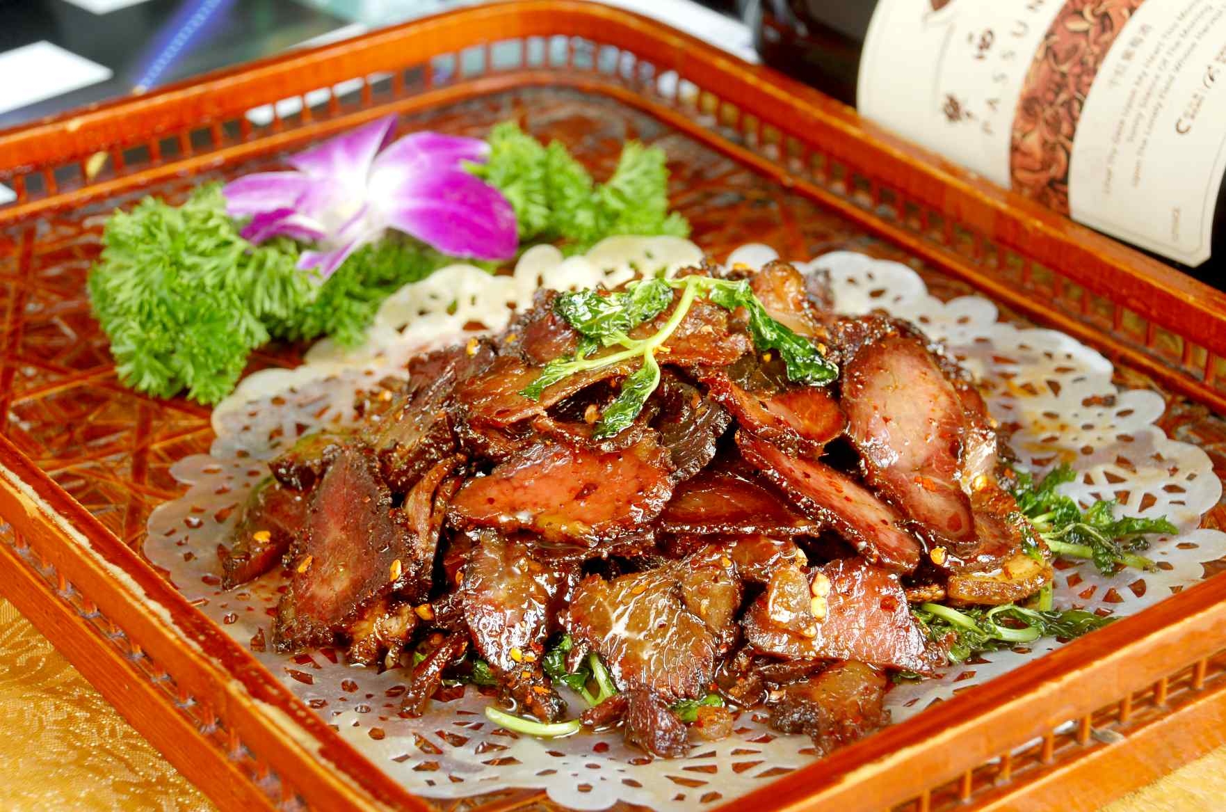 餐饮美食牛油淋牛干巴宣传图片灯箱