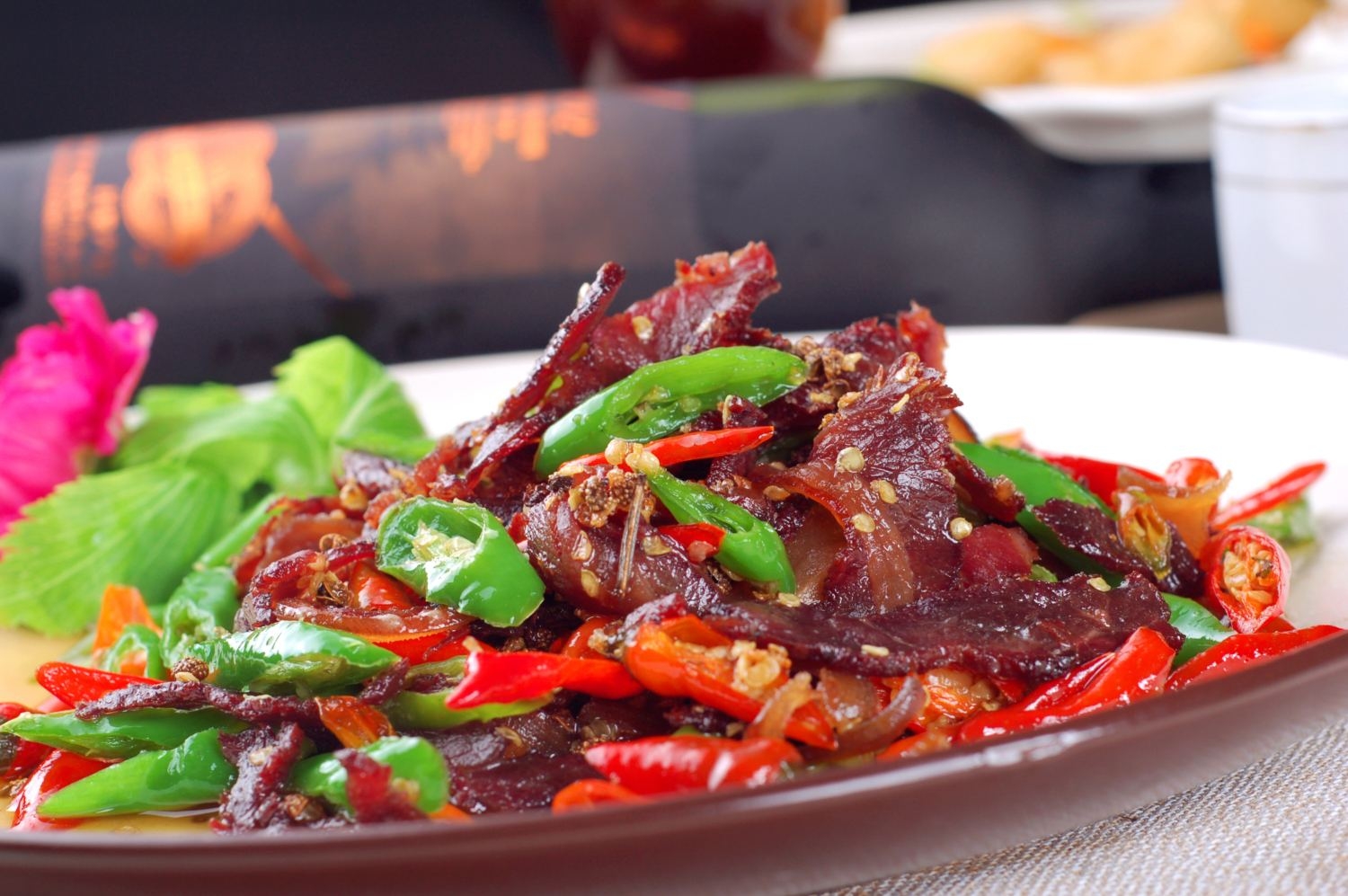 餐饮美食炒驴片高清图片