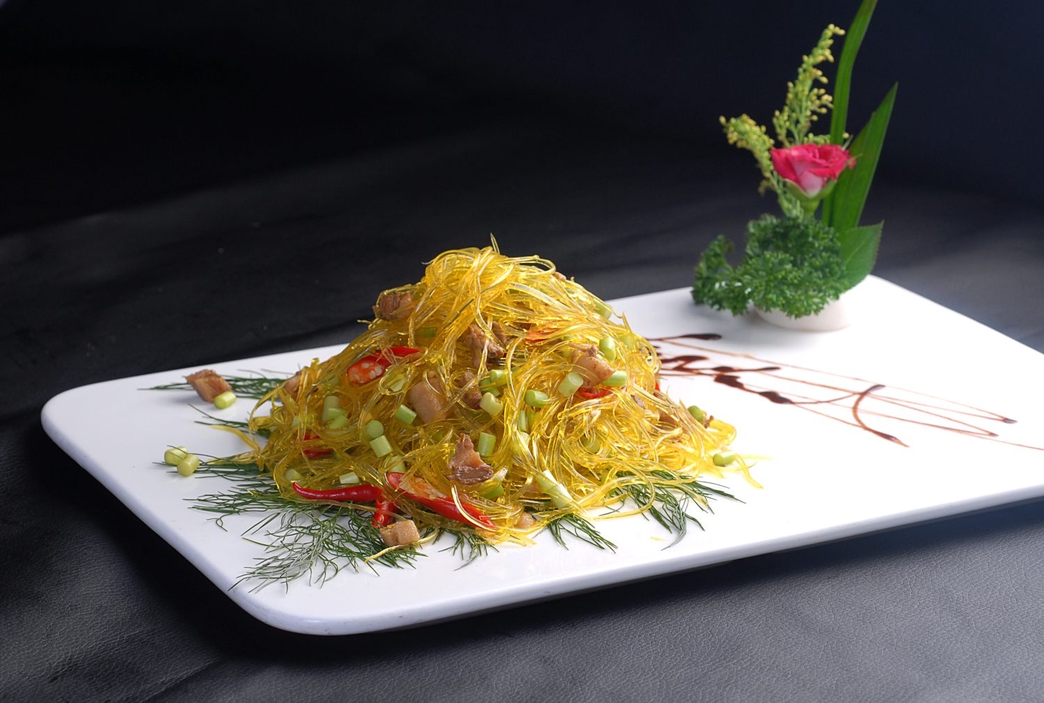 餐饮美食风情鱼翅高清图片