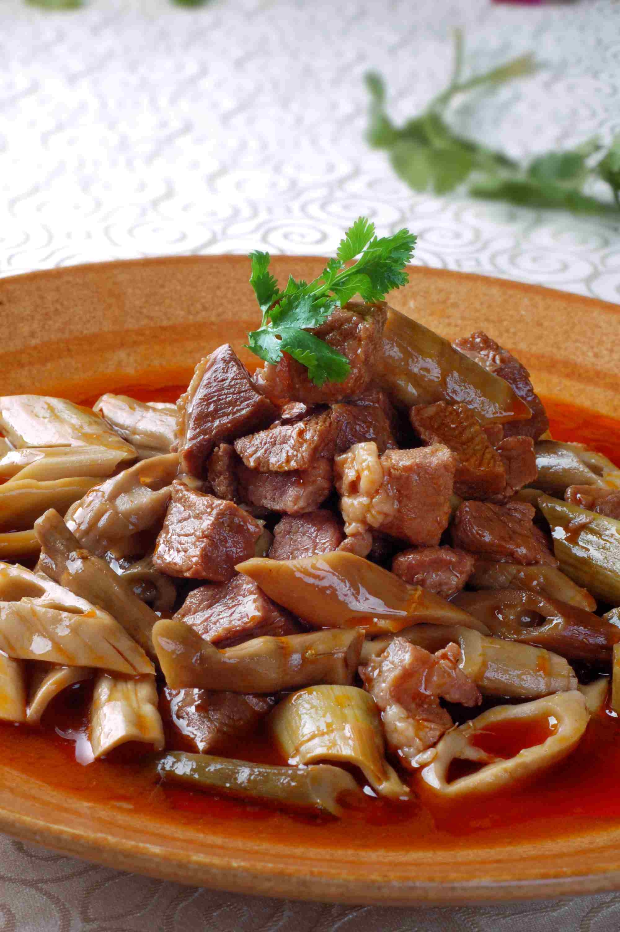 高清图片餐饮美食川菜烟笋烧牛肉高清图片