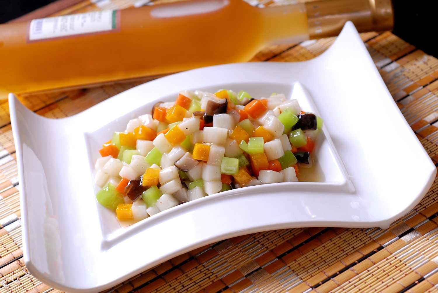 餐饮美食锦绣山药丁高清图片