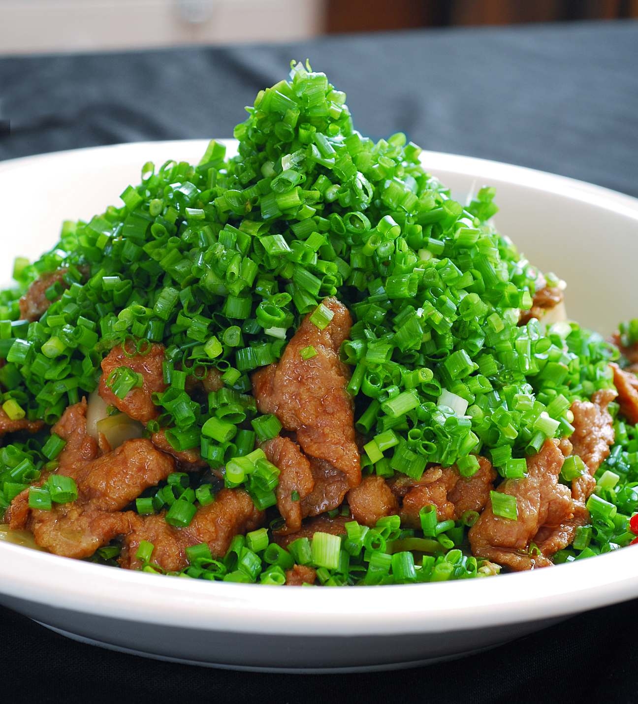 餐饮美食招牌葱香肉高清图片