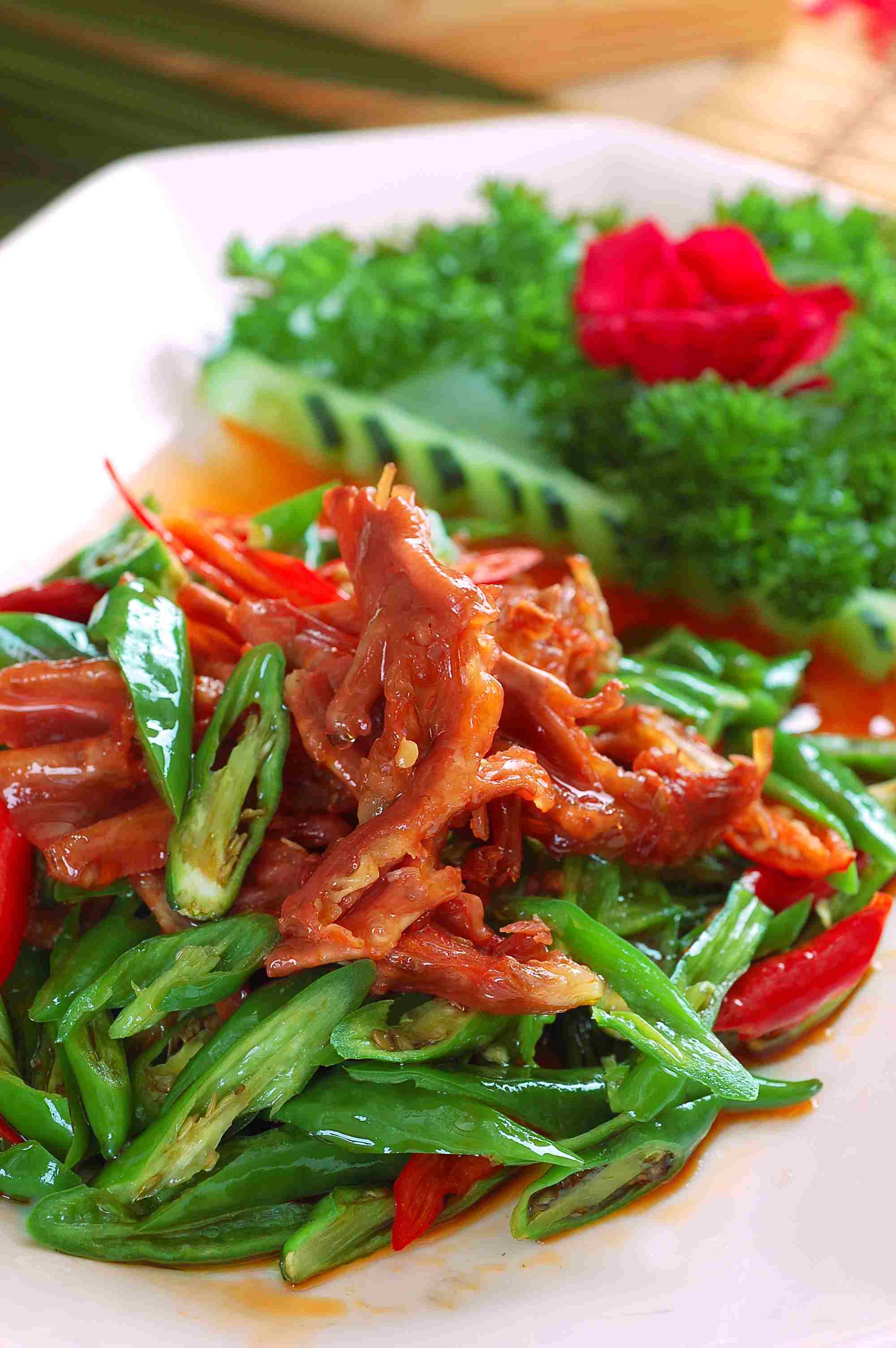 高清图片餐饮美食川菜美极尖椒爆鸭掌高清图片