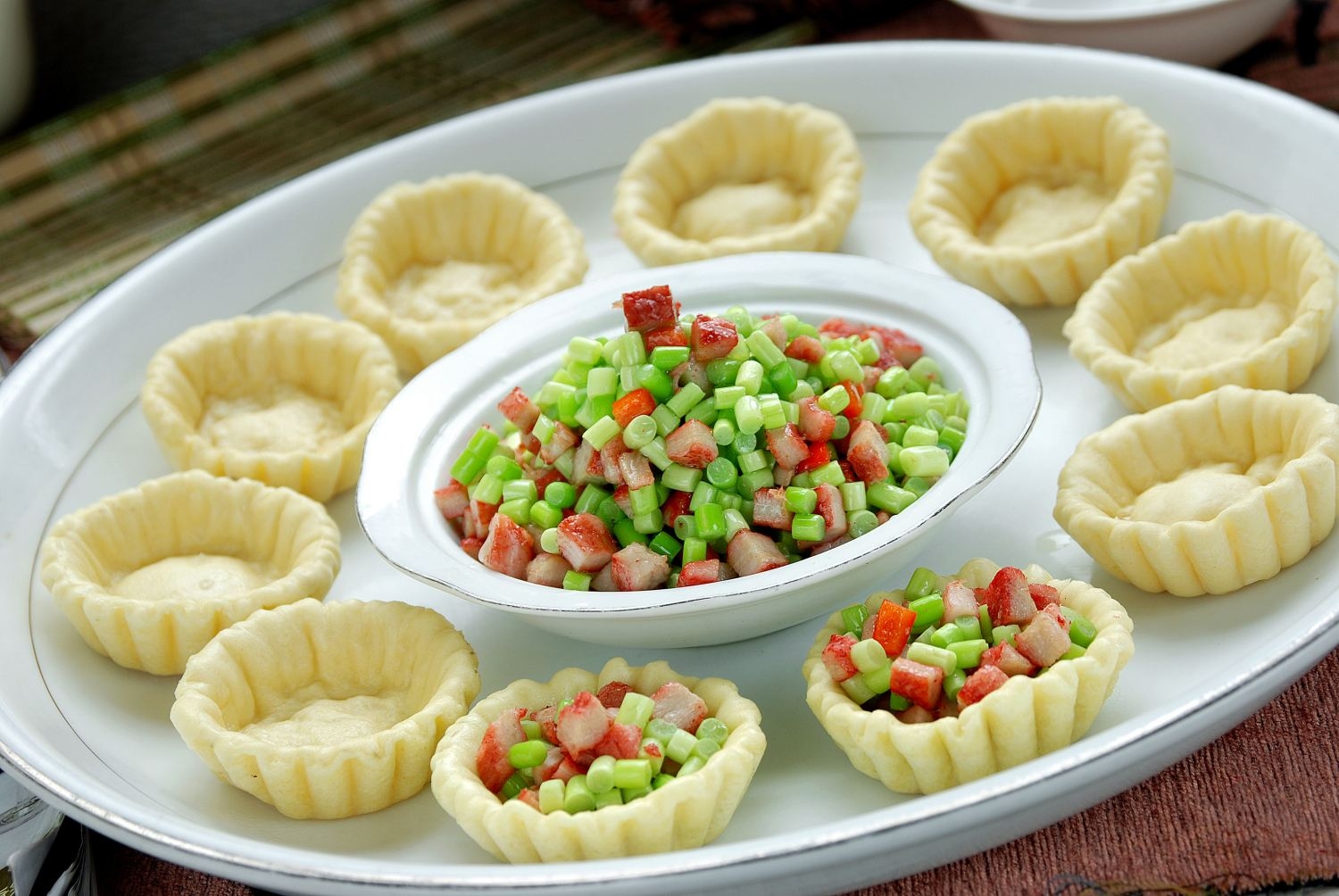 餐饮美食酱香包高清图片