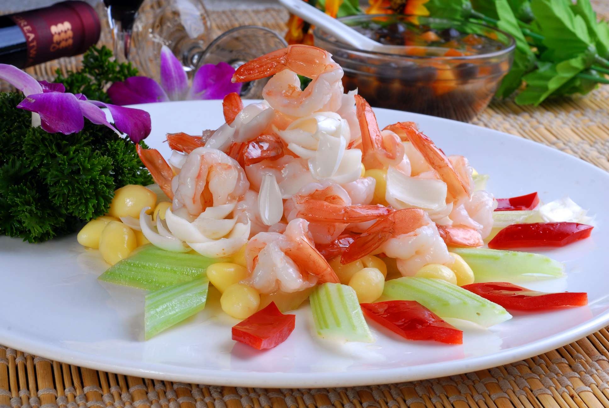 餐饮美食西芹百合溜虾球高清图片