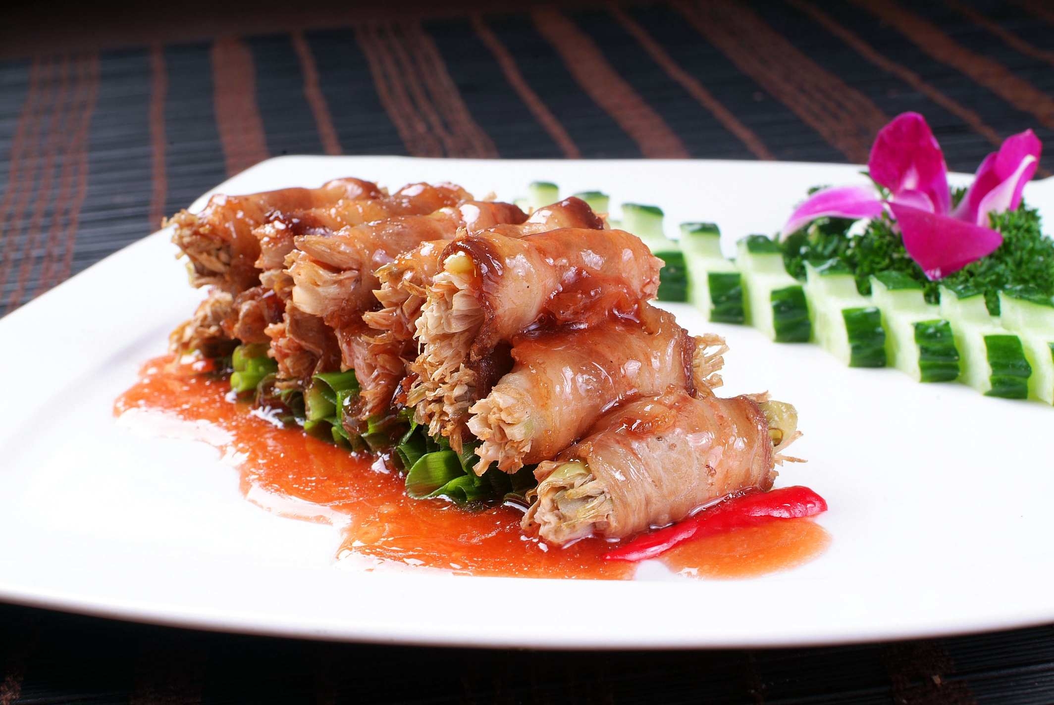 餐饮美食川菜风味肥牛卷高清图片